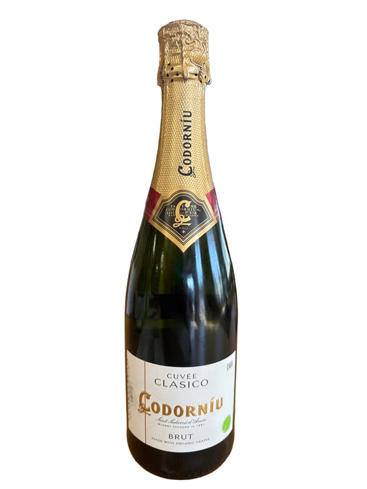 NV Codorníu ‘Cuvée Clasico’ Metodo Tradicional Cava, Sant Sidurni d’Anoia, Spain